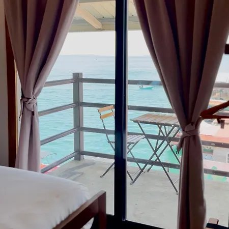 Socialtel Bocas Del Toro Hotel Exterior photo