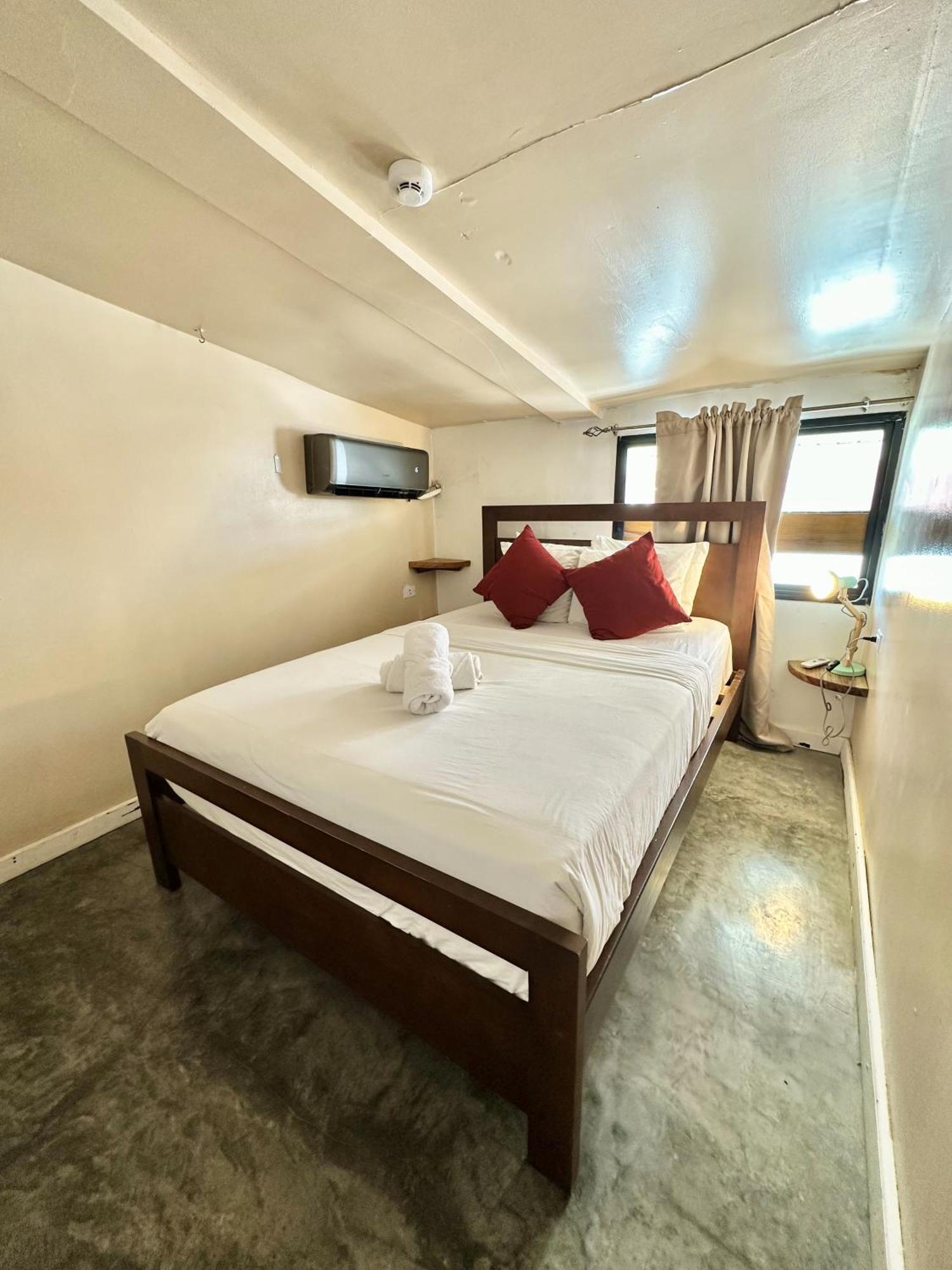 Hotel Socialtel 3*